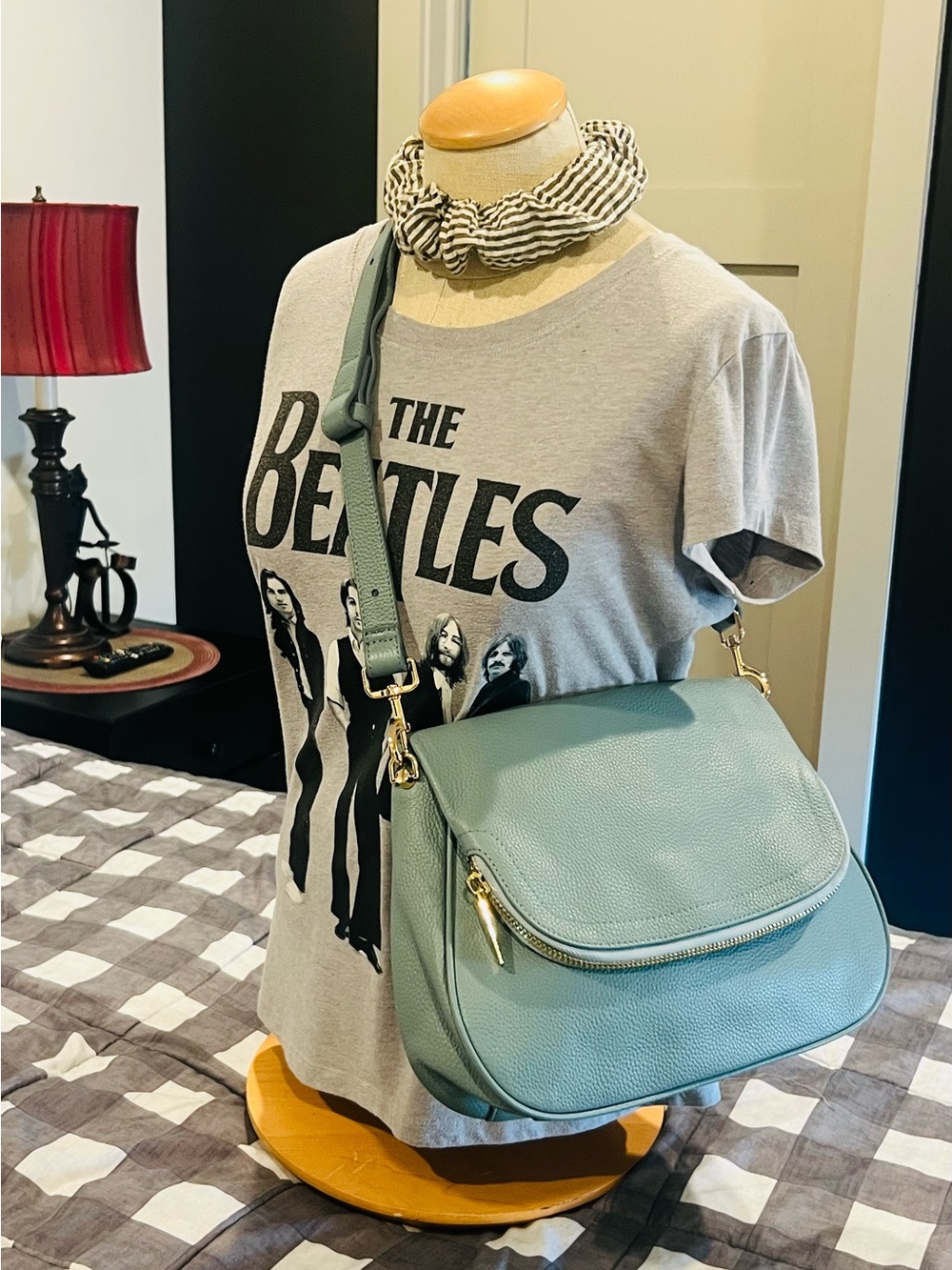 Tote Le Monde Venice Blue Pebbled Leather Shoulder Bag